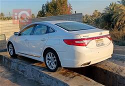 هيونداي أزيرا